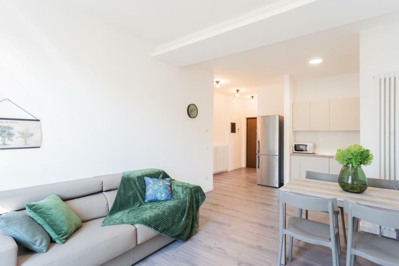 & Modern By Rent Appartement Como